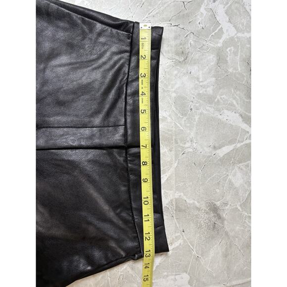 EXPRESS Size 0R Women's Black‎ High Rise Vegan Leather Pants Cropped Flare NEW - Picture 9 of 12